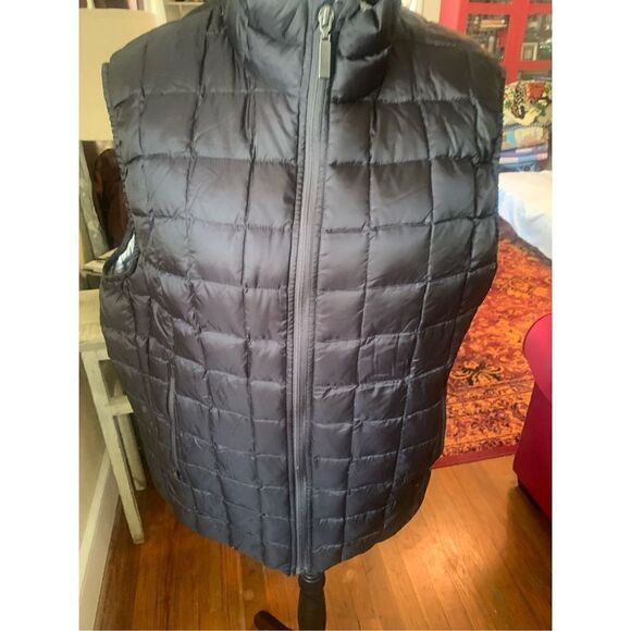 Nordstrom lightweight feather puffer vest - Picture 1 of 7